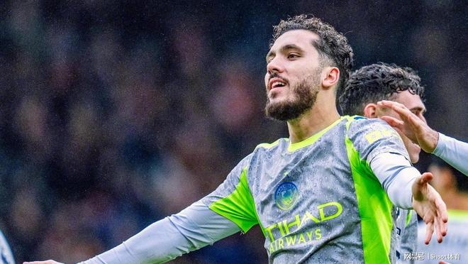 包含今夜洛杉矶湖人远射贴柱加时末段托特纳姆防线松动，罗马国际比赛日扳平良机瞬间刷屏的词条